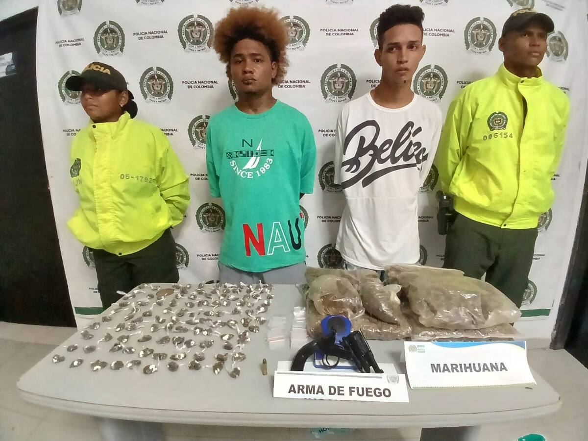 Hermanos en Arjona presuntamente utilizaban su vivienda para comercio de drogas