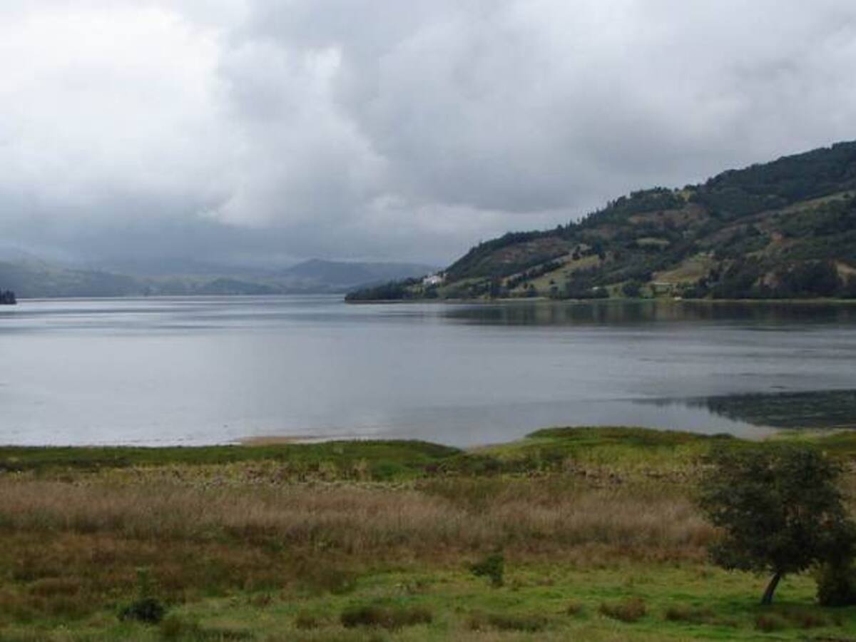 Gobierno intervendrá el Lago de Tota para recuperarlo