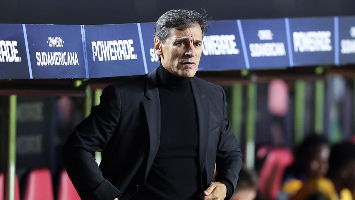 Fabián Bustos no es más el director técnico de Millonarios