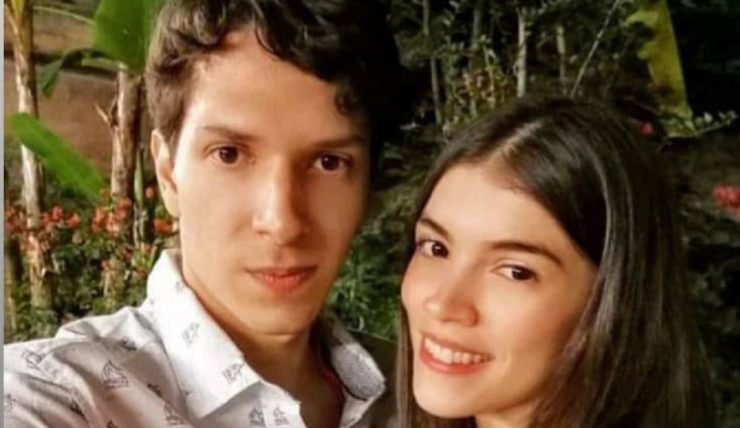  Ana María Ortiz y Leonarndo Cortéz