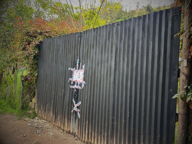 Padres de familia de jardín en La Calera señalan negligencia por parte de las profesoras  // Caracol Radio