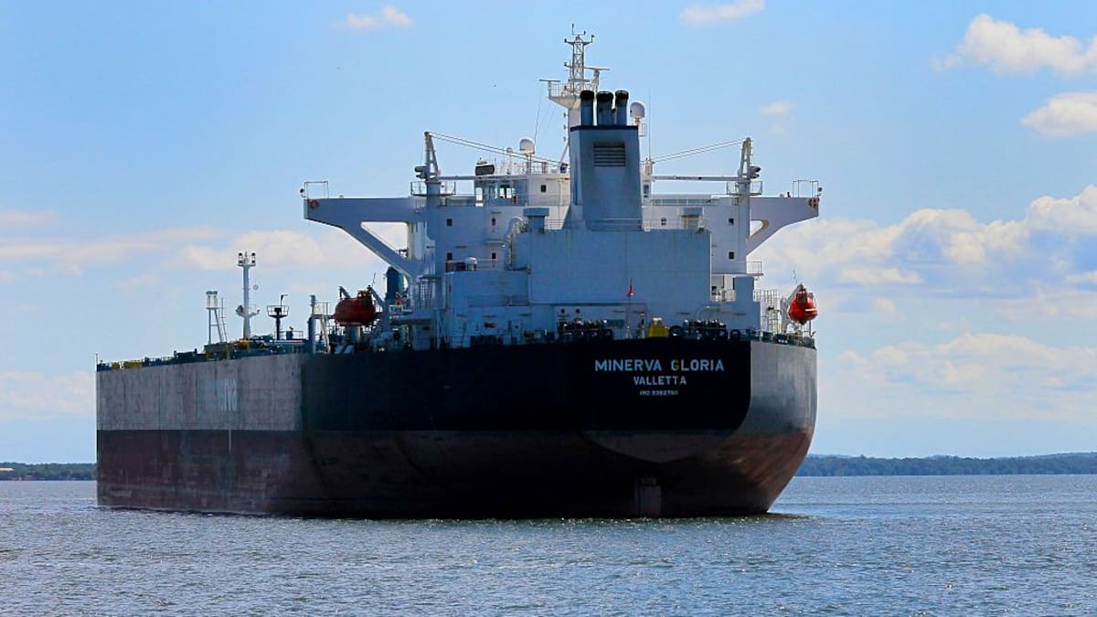 EE.UU. intercepta un petrolero en el Índico por violar bloqueo de Washington en el Caribe
