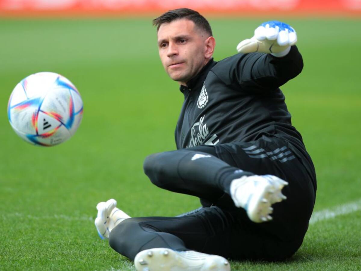 Dibu Martínez y su respuesta a Mbappé: "En Colombia no puedes ni respirar"