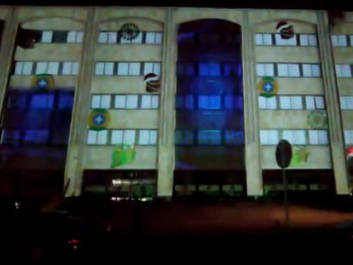 VIDEO: Así se verá la fachada de la alcaldía durante la navidad