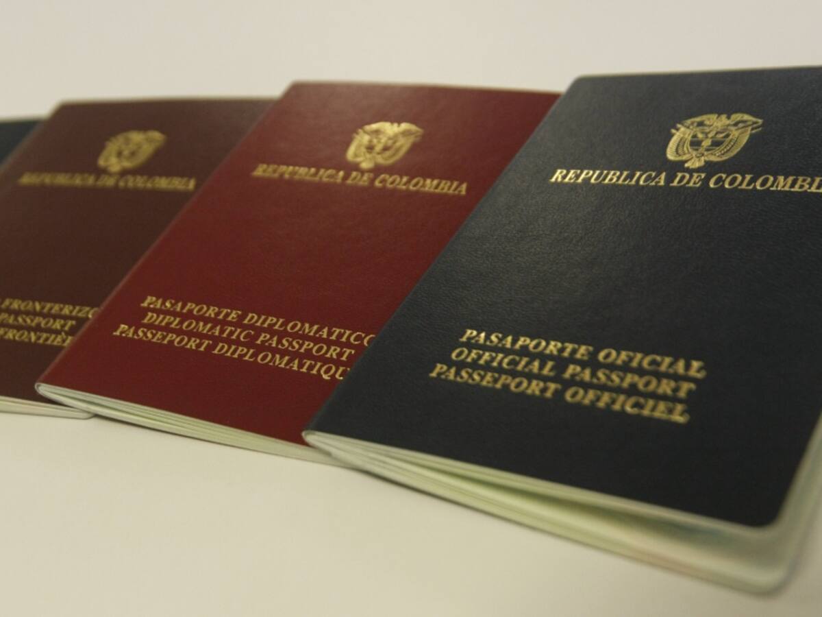 Anuncian al menos cinco vuelos de repatriación para la próxima semana