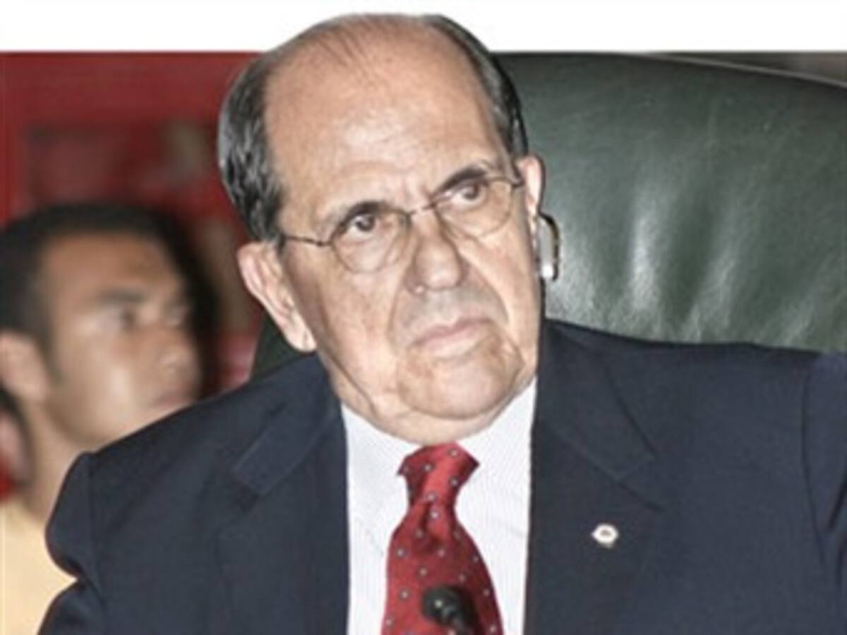 Firmes dos candidaturas a la Alcaldía de Cali y una a Gobernación de Chocó