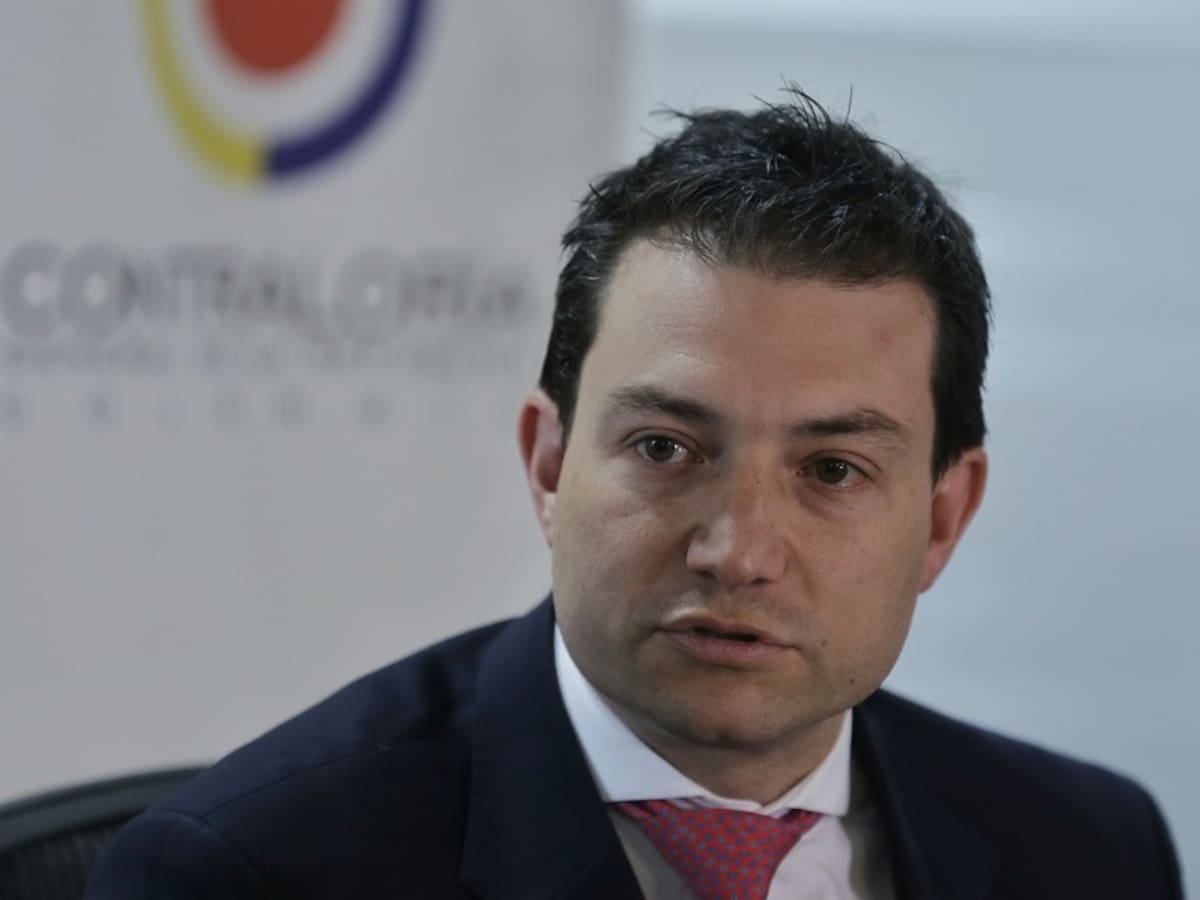 “No persigo a nadie, solo cumplo mi función”: contralor Felipe Córdoba responde a Sergio Fajardo