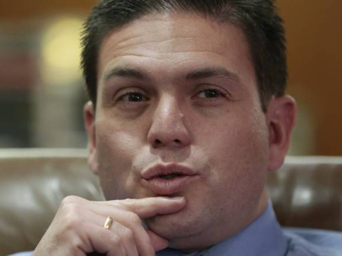Hay que restablecer la democracia en Venezuela,régimen debe cambiar: Pinzón