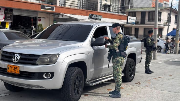 Coronel Carlos Mario Bernal, comandante Octava Brigada