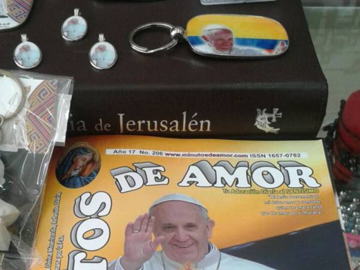 En Armenia se incrementó venta de artículos religiosos con imagen del Papa Francisco por visita a Colombia