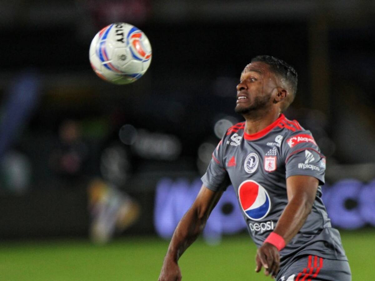 Pido disculpas al hincha americano, esto ha sido una vergüenza: Iván Vélez