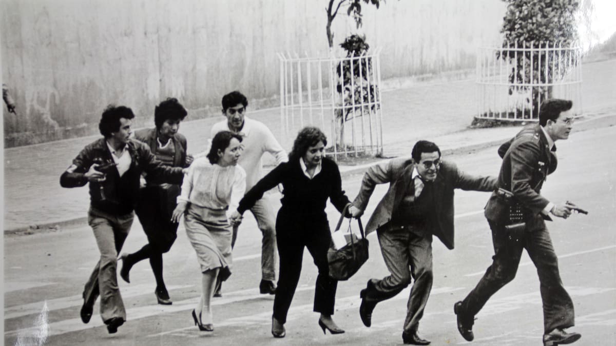 Exposición “Cuarenta veces noviembre” que conmemora hechos del Palacio de Justicia abrió en Bogotá