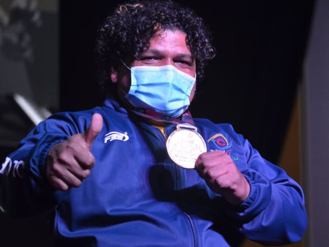 Jainer Cantillo, ganador de oro en la Copa Mundo Para Powerlifting
