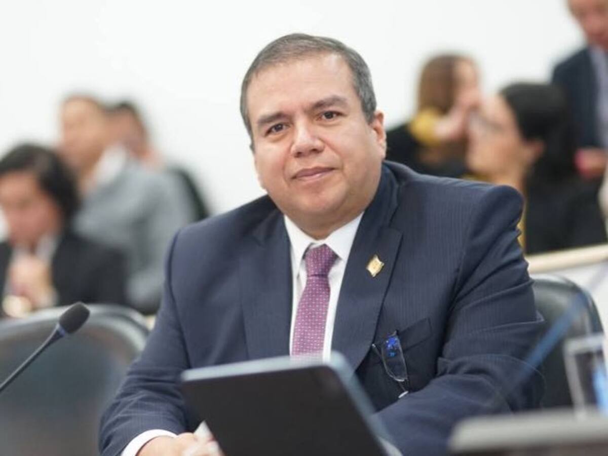 Representante Campo: El Alto Comisionado nos debe un pronunciamiento