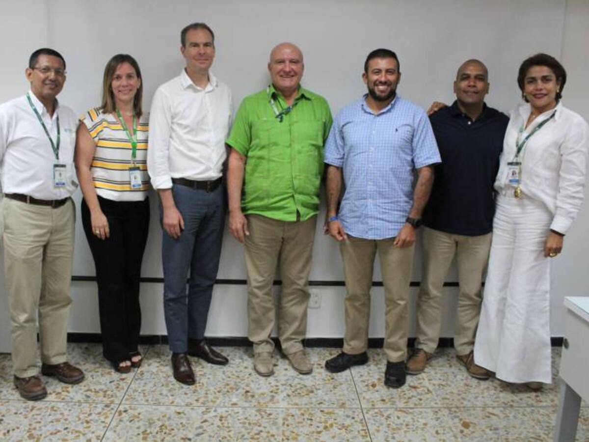 Revisan avances de TLC entre Colombia y EE.UU. en visita al Puerto Samario