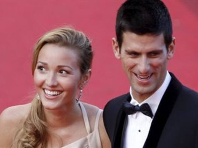 Novak Djokovic y su novia, Jelena Ristic. Foto:EFE