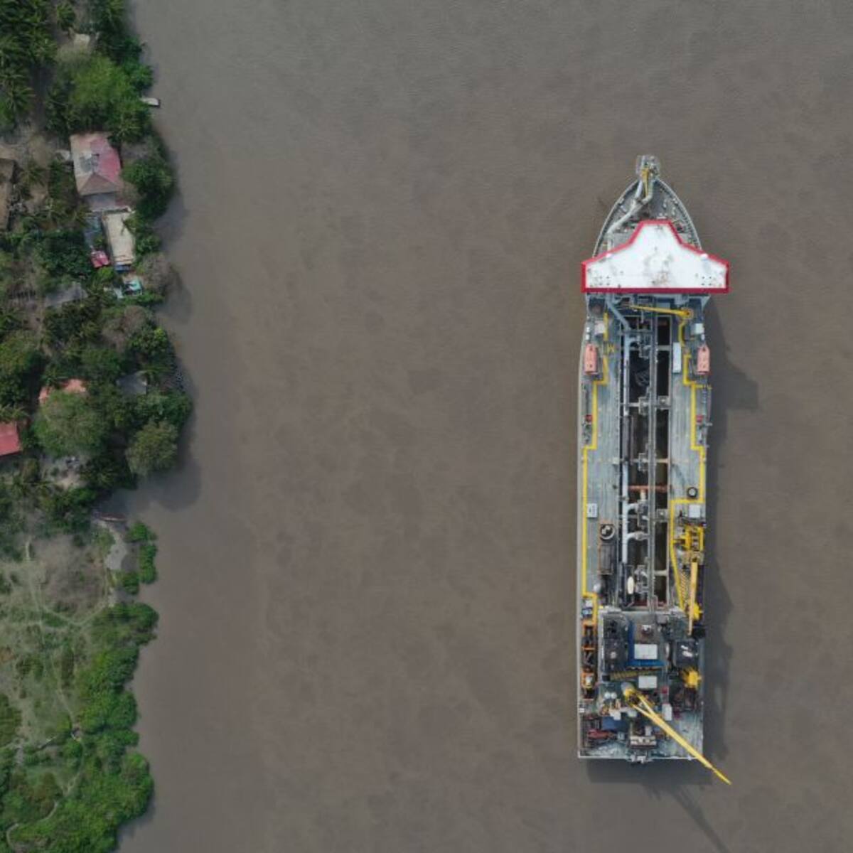 Puerta de Oro podría asumir el mantenimiento del canal de acceso: Pumarejo