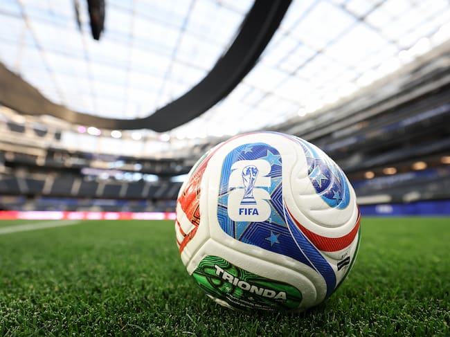 Balón oficial de la Copa Mundial de la FIFA 2026, en el SoFi Stadium el 9 de junio de 2026 en Los Ángeles, California. (Foto de Matt McNulty - FIFA/FIFA vía Getty Images)