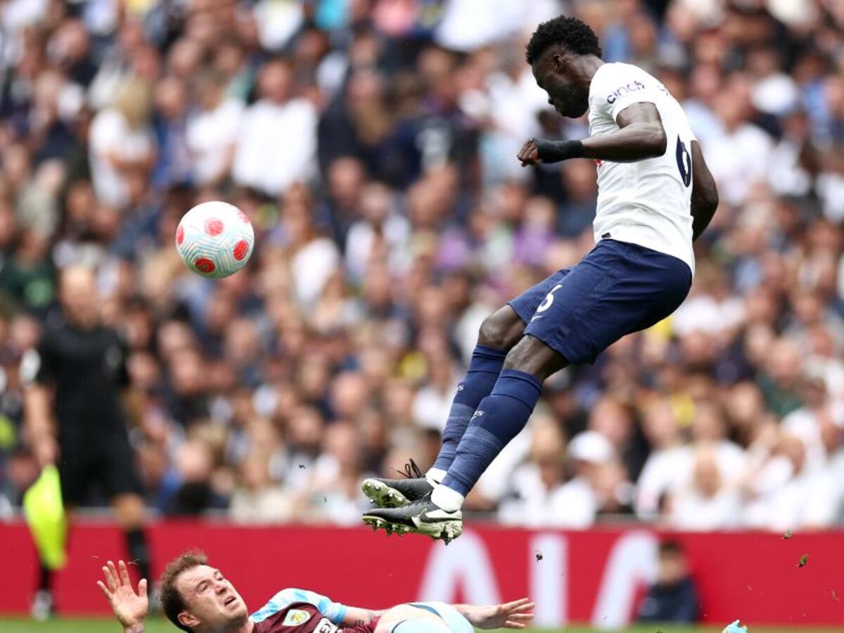 Con Davinson todo el partido, Tottenham da un paso hacia la Champions