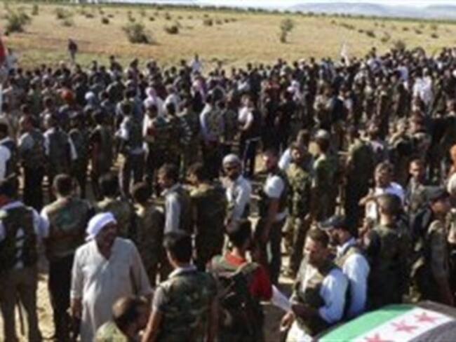 ACNUR pide que no se impida la entrada de refugiados sirios a países vecinos