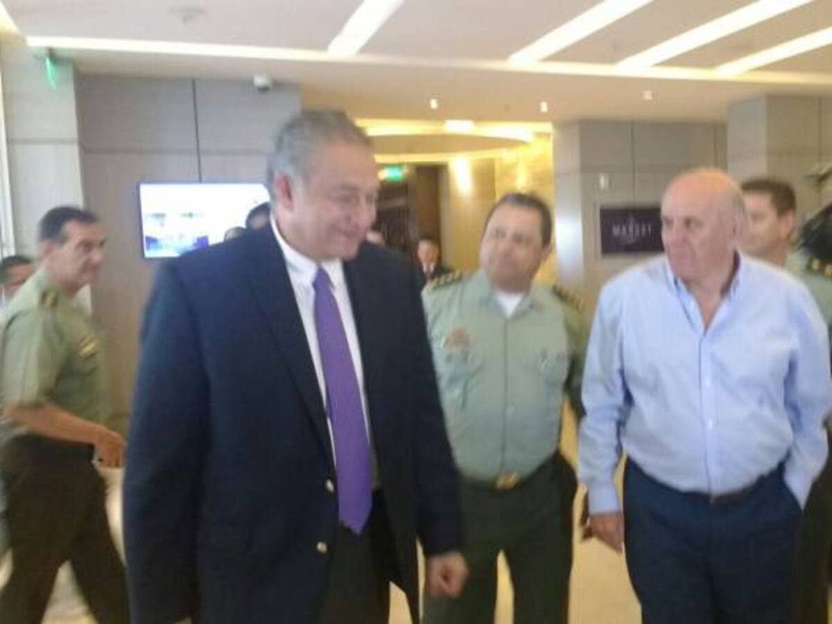"Relaciones con Estados Unidos no pueden evaluarse por la extensión de cultivos ilícitos", afirma Vicepresidente Oscar Naranjo