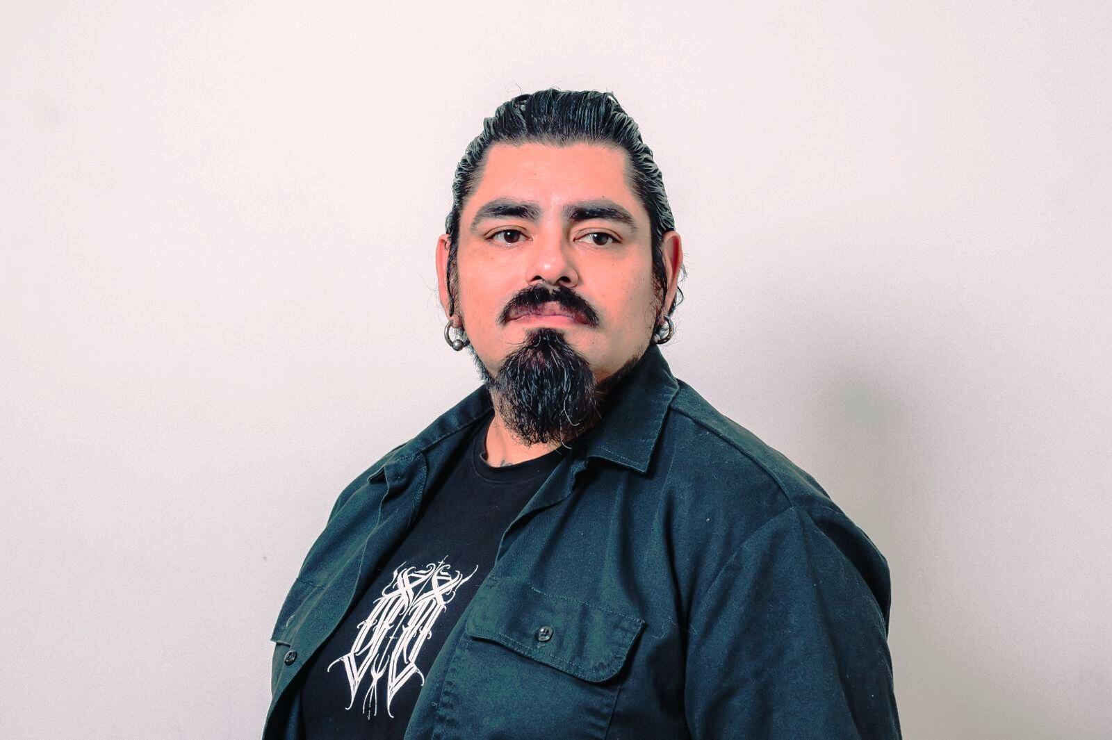 Sebastián Matus: Dos décadas escribiendo la historia del tatuaje en Latinoamérica