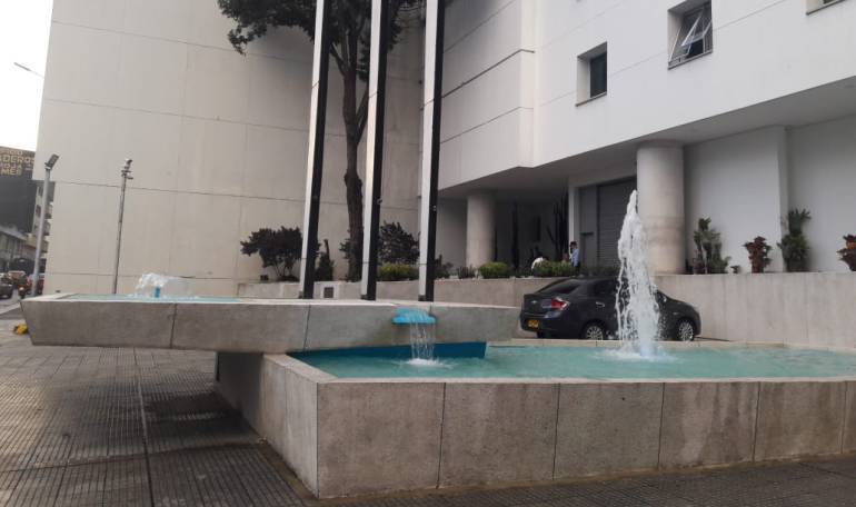 Facebook caracol radio Armenia 1150am línea whatsapp 3155681277 