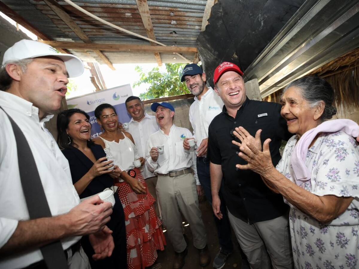 Promigas, Surtigas y Hocol conectaron 740 familias con servicio de gas natural