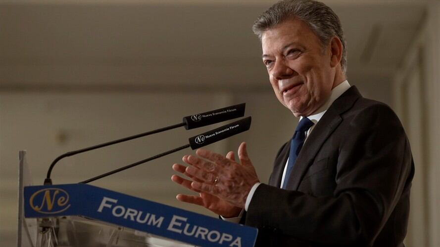 El presidente Juan Manuel Santos calificó como positivo el cese al fuego unilateral que ha planteado la guerrilla del Eln. Foto: Agencia EFE