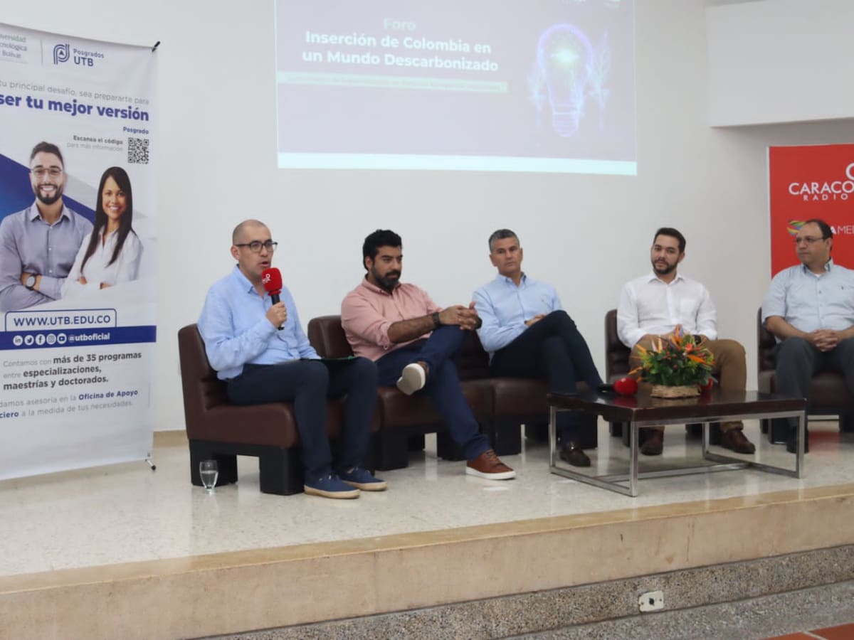 Foro Caracol Radio y UTB: descarbonización necesita profesionales capacitados
