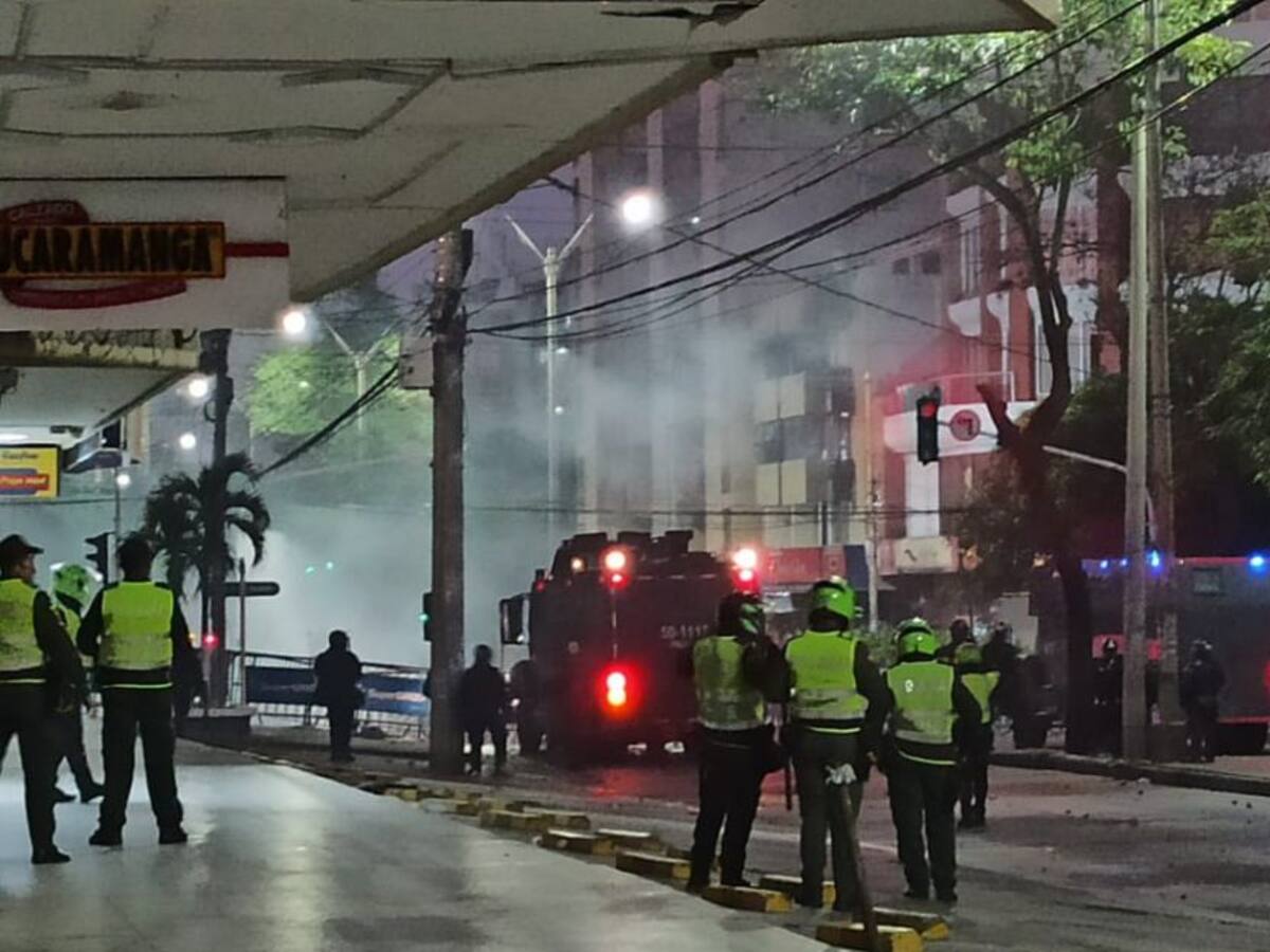 6 heridos y saqueos con 4 capturados en disturbios en Barranquilla