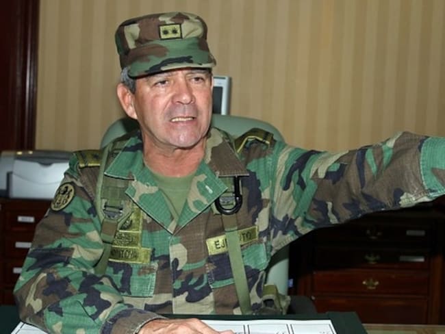 Fiscalía cita a cuatro generales (r) del Ejército por falsos positivos