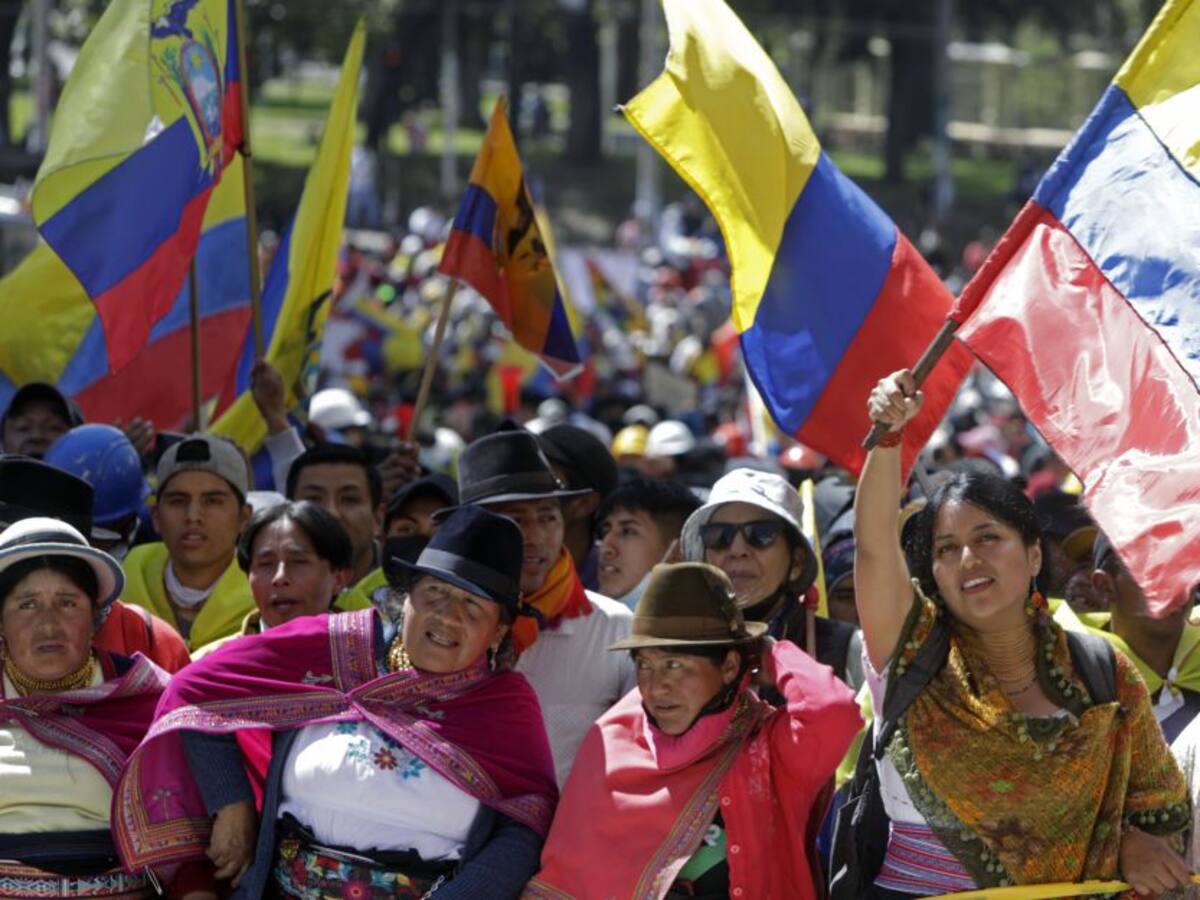 Avanzan los diálogos entre indígenas y Gobierno en Ecuador
