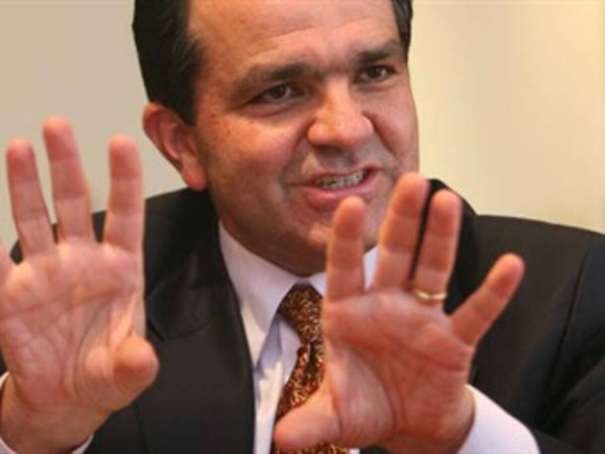 La economía colombiana ya habría tocado fondo, dice el gobierno