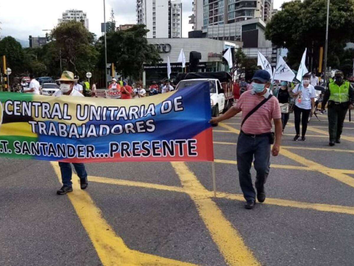 Sin contratiempos se realizó marcha de docentes y sindicatos