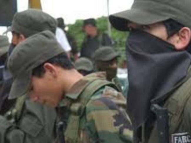 Ejército afirma que disidentes de las Farc reclutan menores en Antioquia