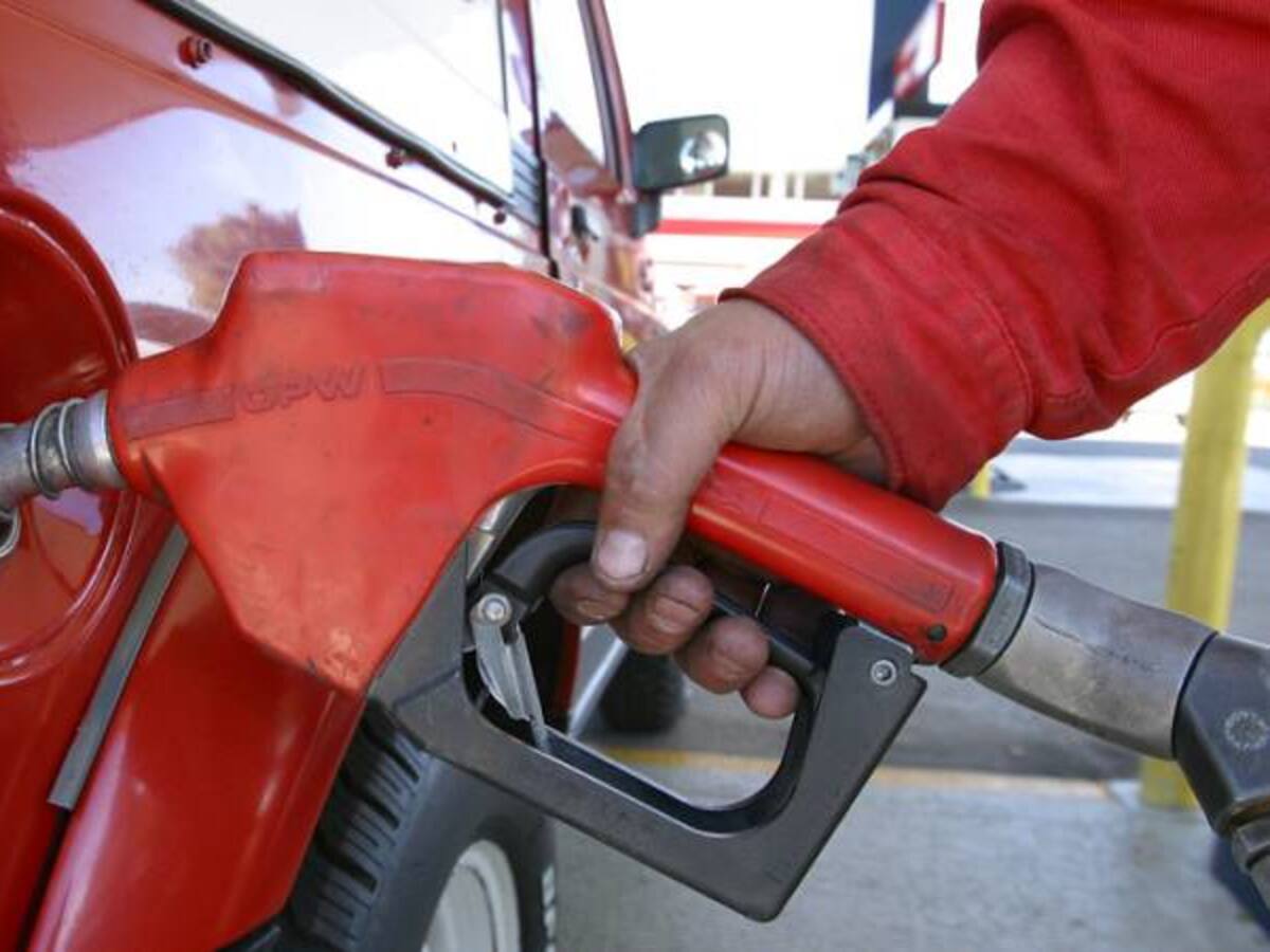 Con alza en los precios de la gasolina arranca el 2016