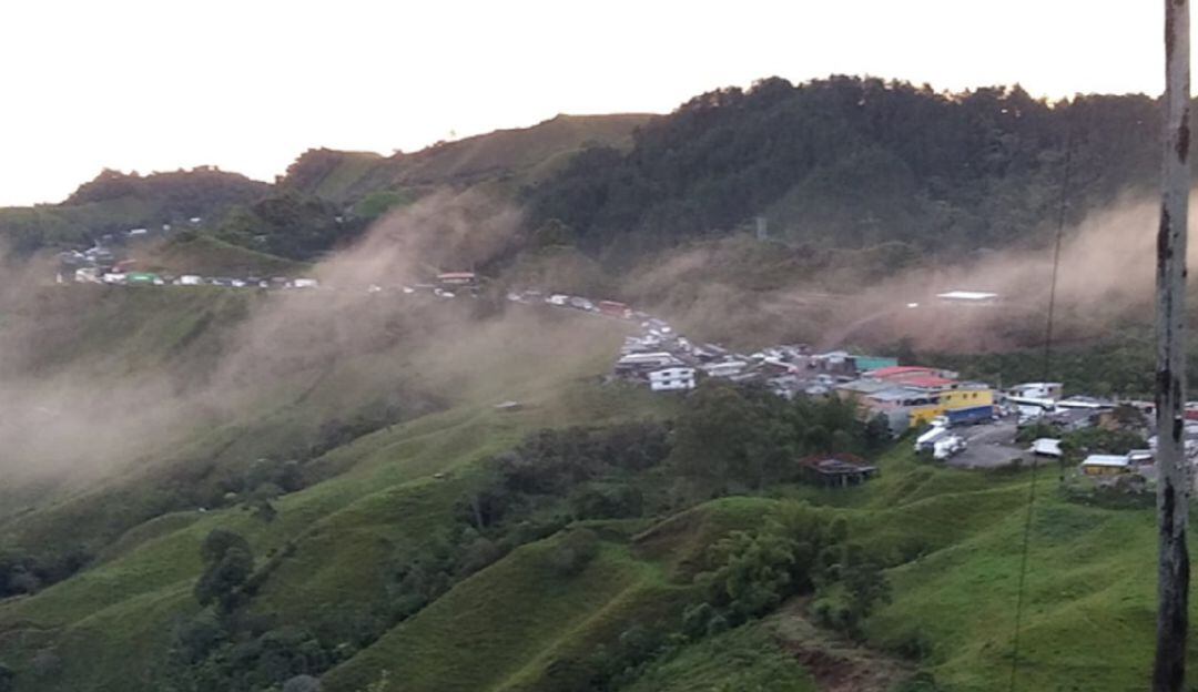 Alto tráfico en la ruta del Alto de Letras.