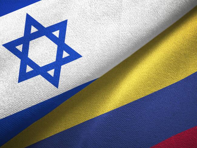 Banderas de Colombia e Israel. Foto: Getty Images.