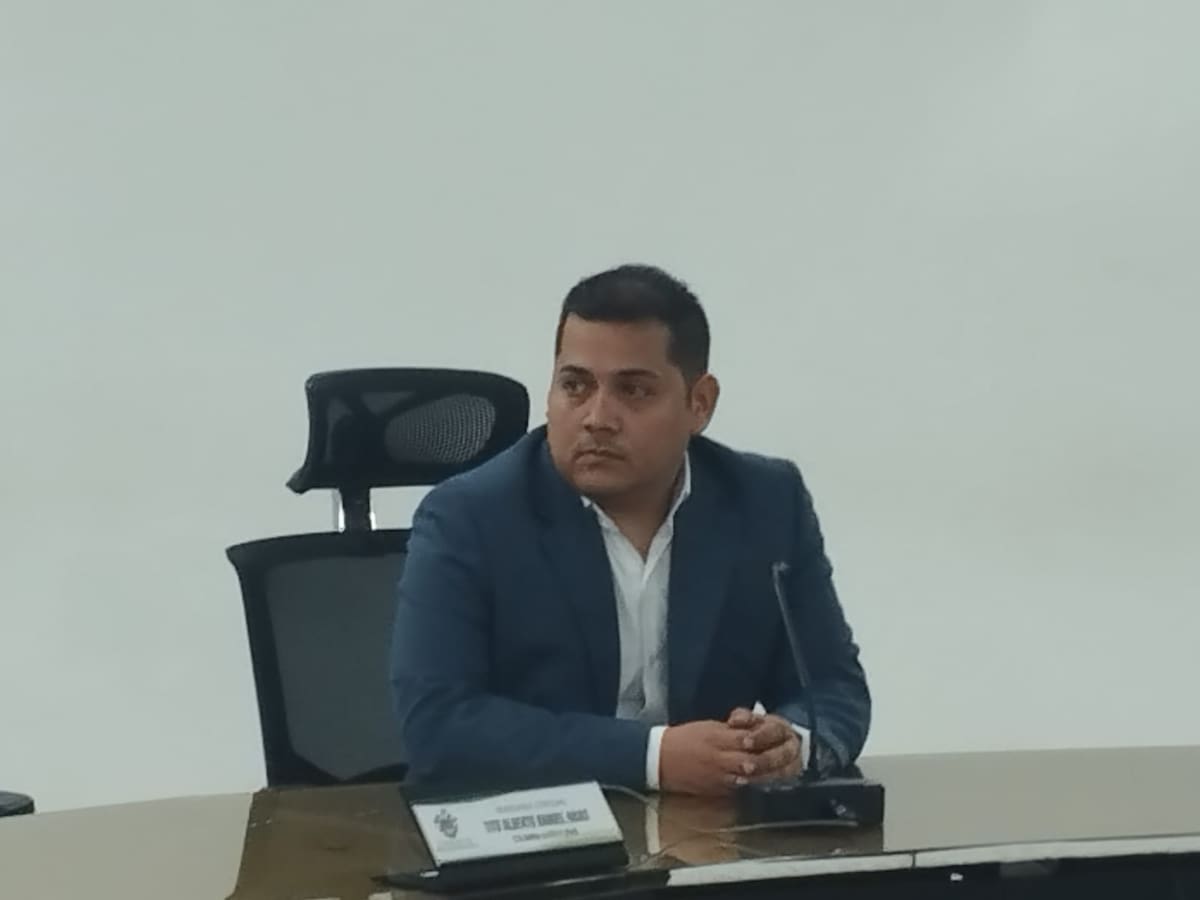 Jorge Flórez tomó posesión como concejal de Bucaramanga