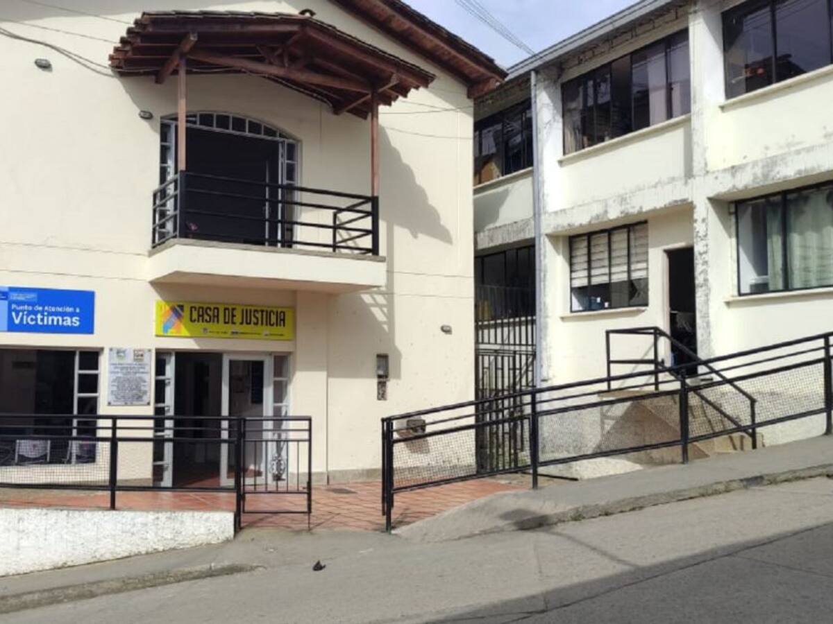 Lanzan una granada contra las casa de Justicia de Anorí