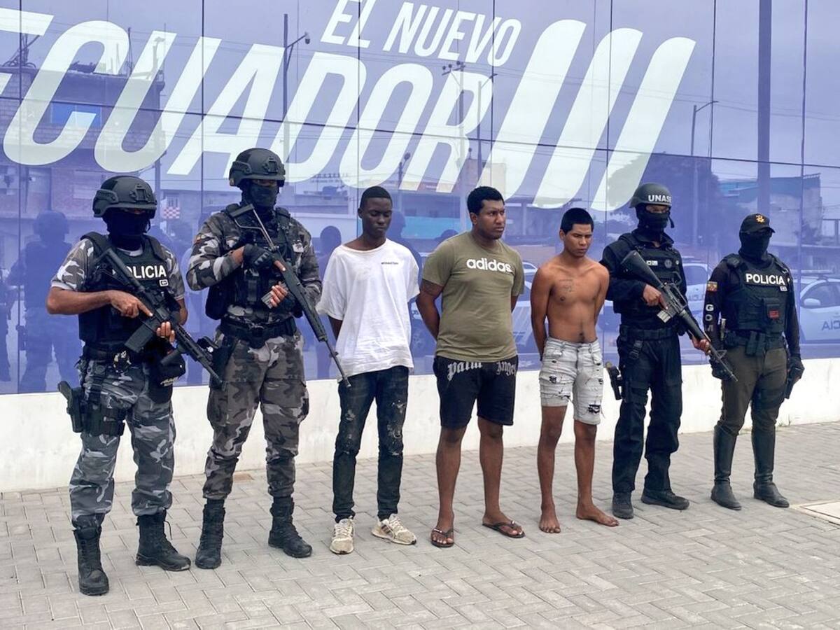 Ecuador: policía detiene tres colombianos que secuestraron futbolista