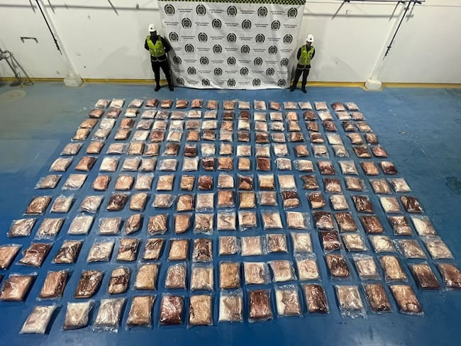En puerto de Santa Marta caen 971 kilos de cocaína ocultos entre cargamentos de azúcar