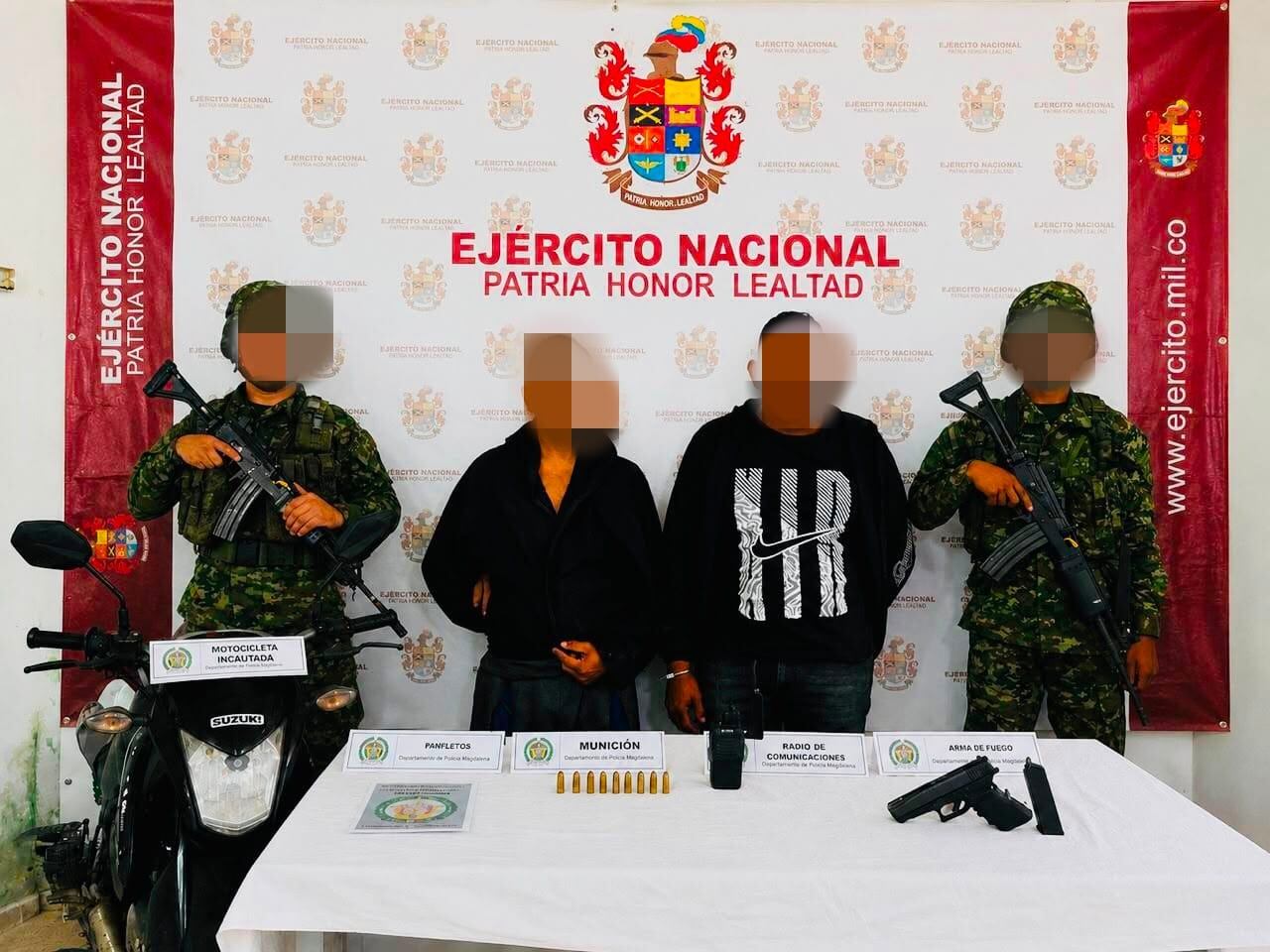 Ejército y Policía Nacional capturan a dos presuntos integrantes del Clan del Golfo en el Magdalena/ Ejército