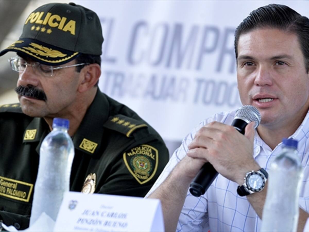 Guerrillas siguen reclutando niños desde los 11 años: Mindefensa