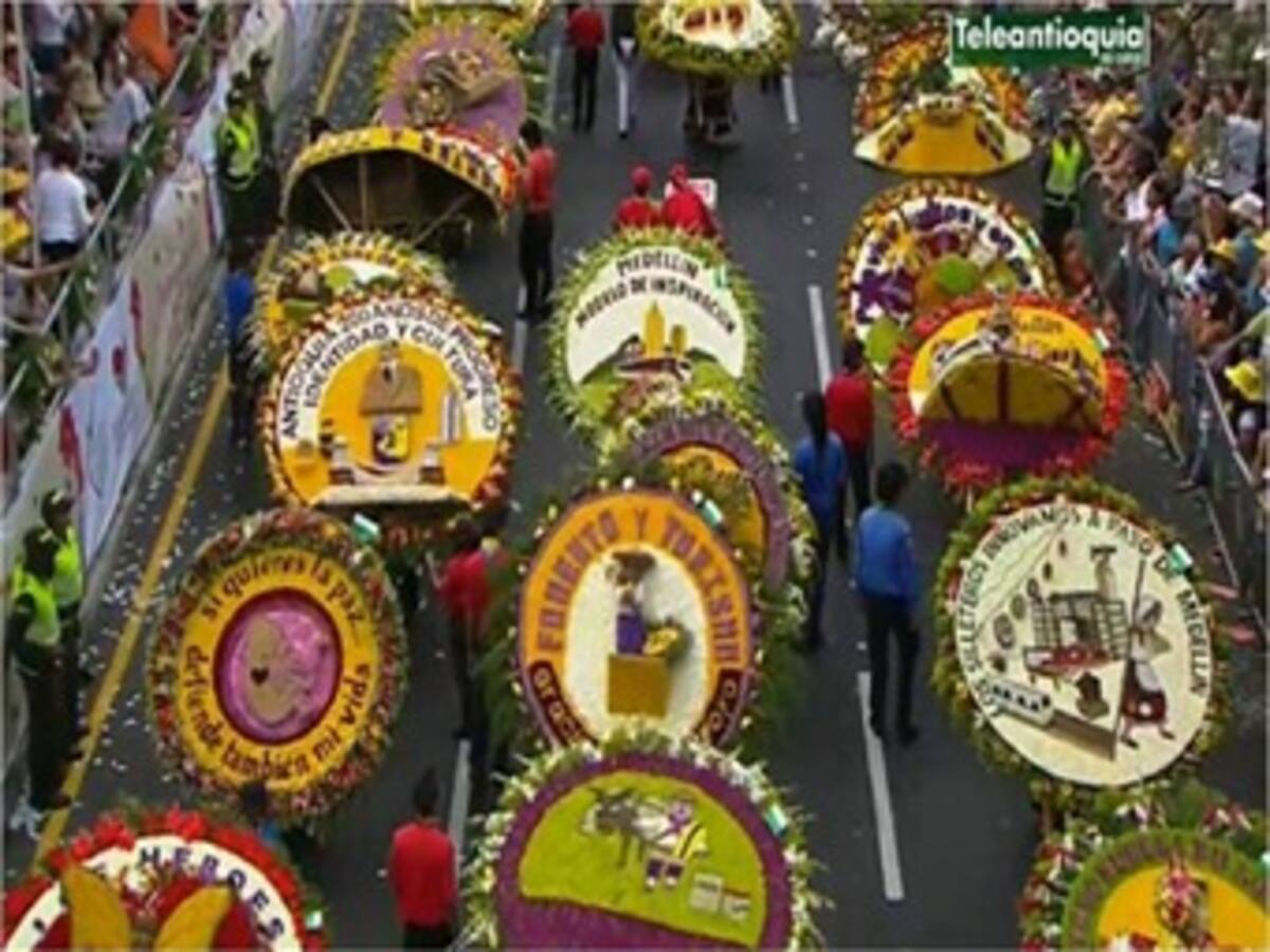 Desfile de silleteros celebró los 200 años de Antioquia