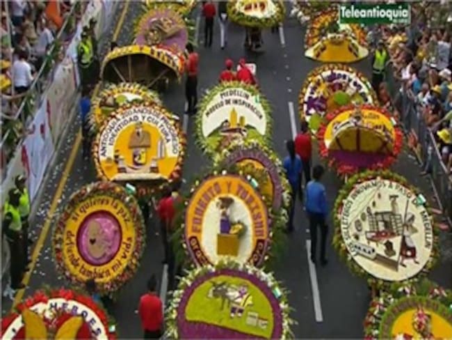 Desfile de silleteros celebró los 200 años de Antioquia