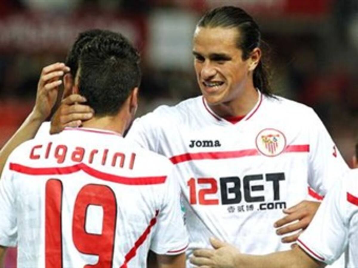 Bernardo Espinoza pasa al Sporting de Gijón