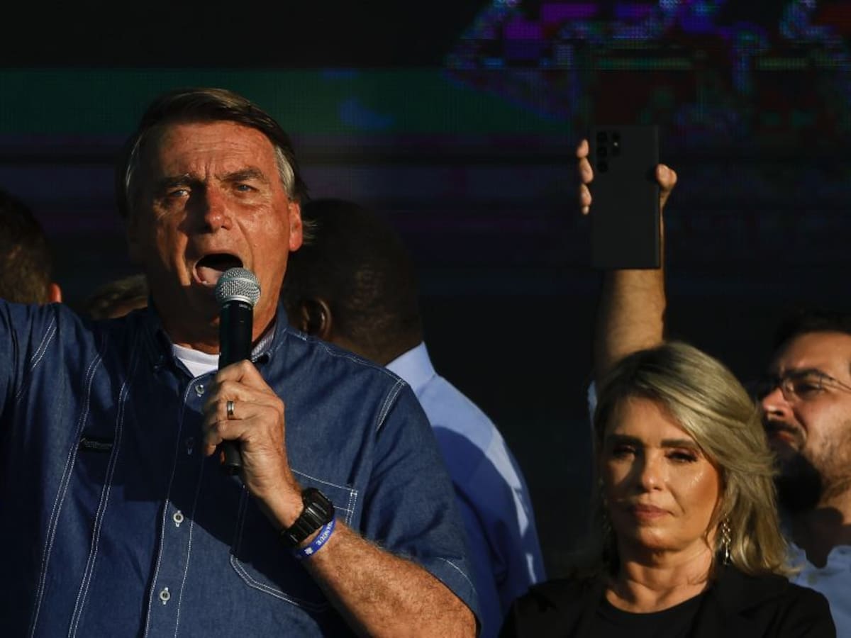 Bolsonaro dice no confiar en el sistema electoral brasileño