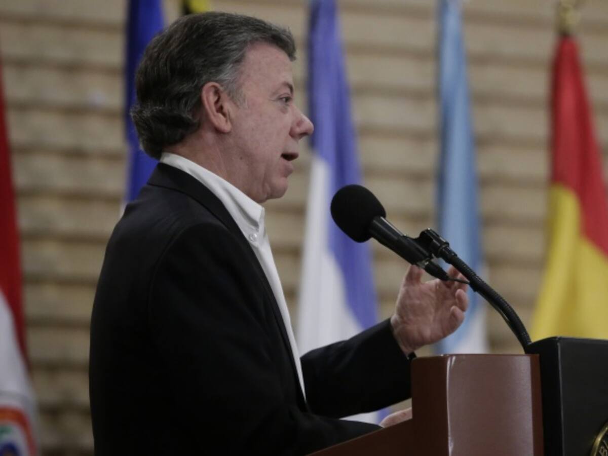 CNE tiene engavetada indagación contra Santos por caso Odebrecht